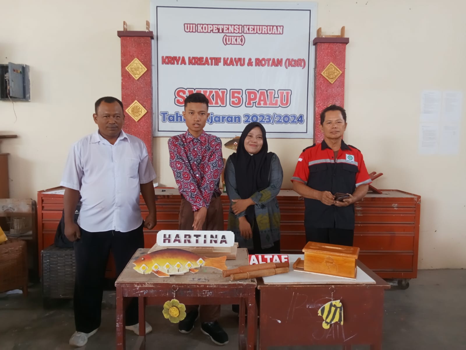 SLB Tadulako Mandiri mengikuti Pelatihan Vokasi Kriya Kayu Tahun 2025